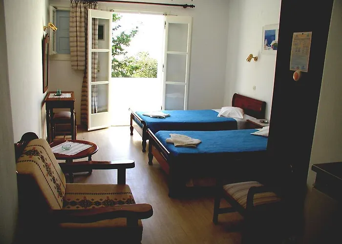 艾琳娜一室公寓及套房酒店 3*