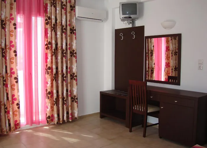 艾琳娜一室公寓及套房酒店 公寓式酒店 3*