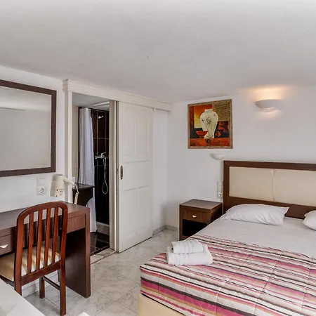 Lejlighedshotel Elena &