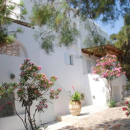 Elena & Lejlighedshotel 3*