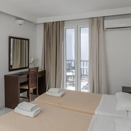 Elena & Апарт-отель Орнос