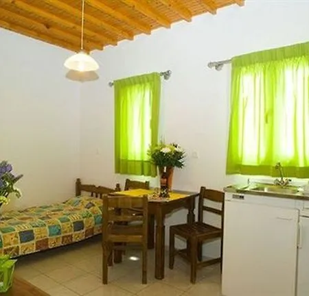 Elena Studios&suites