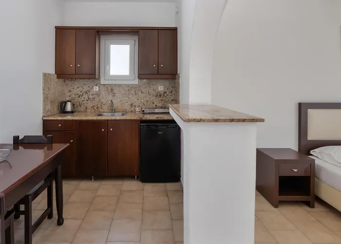 Elena & Apartmanhotel