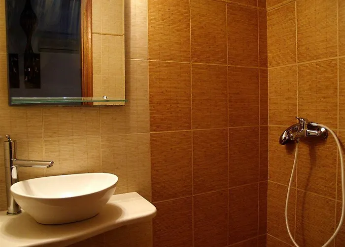 Elena & Apartmanhotel Ornósz